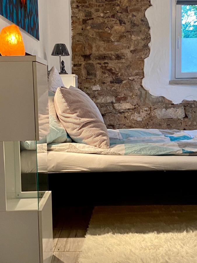 Eifelstein, Apartment Mit Whirlpool Und Ofen Dahlem  Extérieur photo